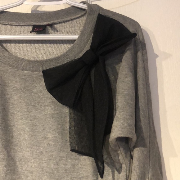 Material Girl Gray Sweater with Bow Detail - Size XS - Picture 2 of 4
